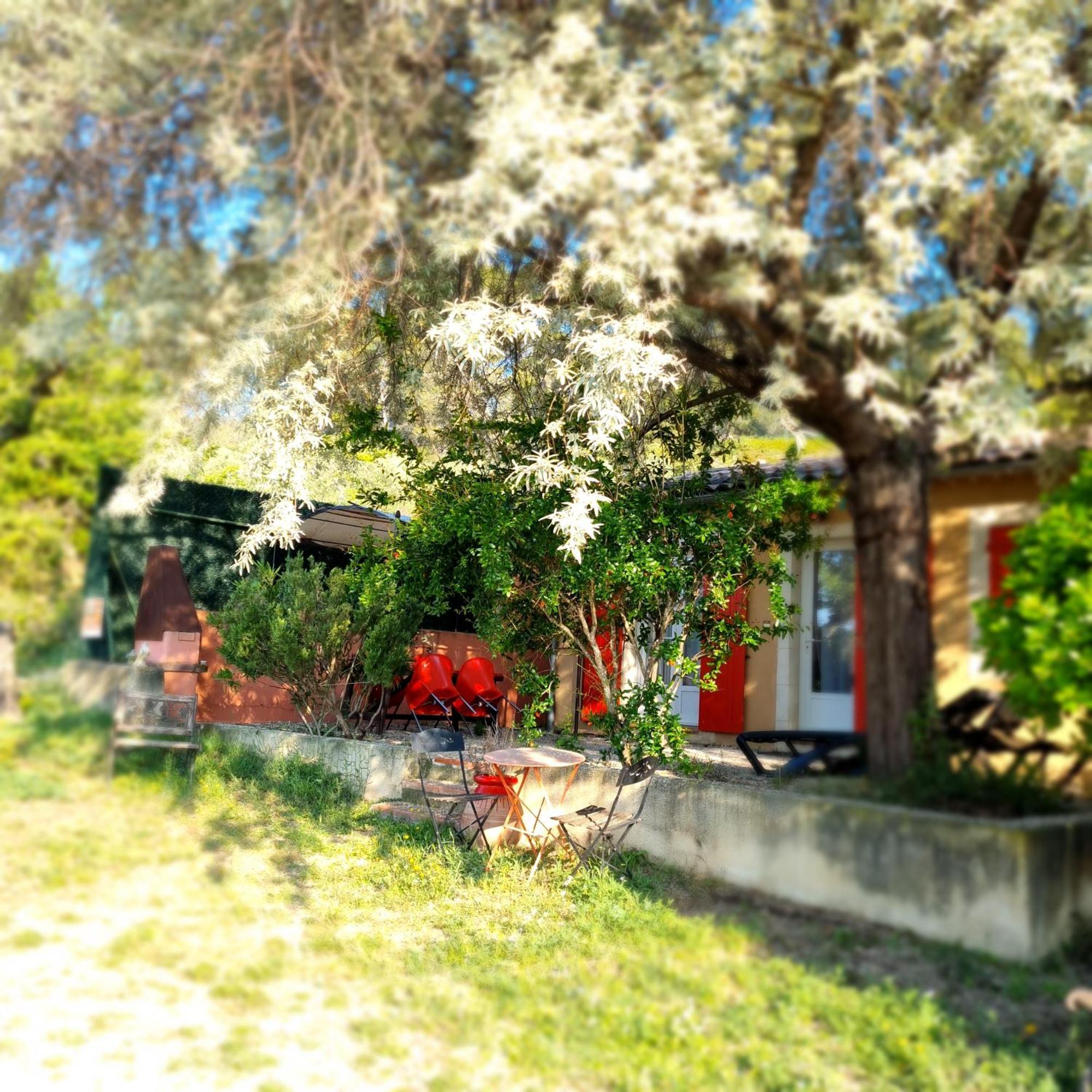 L'Oustaou Du Luberon Et Spa Villelaure Exteriér fotografie